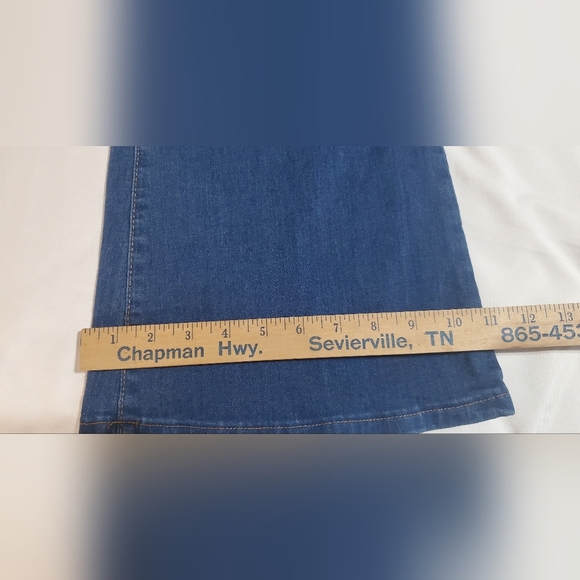 Almost Famous Denim Flare Jeans with Lace-Up Front. Sz 9 - Picture 7 of 7